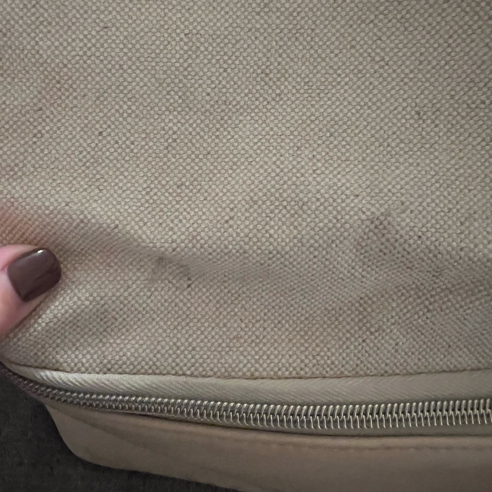 BEIS Cream Canvas Travel Tote Bag - Picture 7 of 9